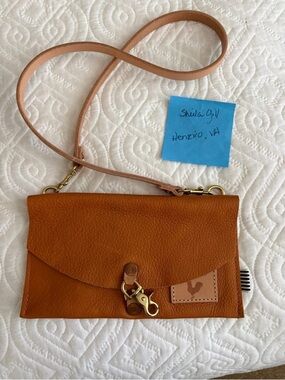 Toffee leather envelope crossbody